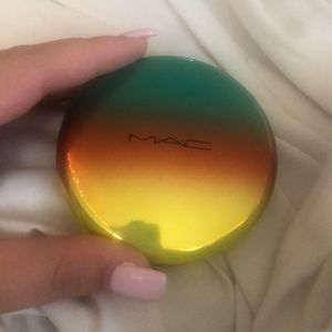 Mac bronzer